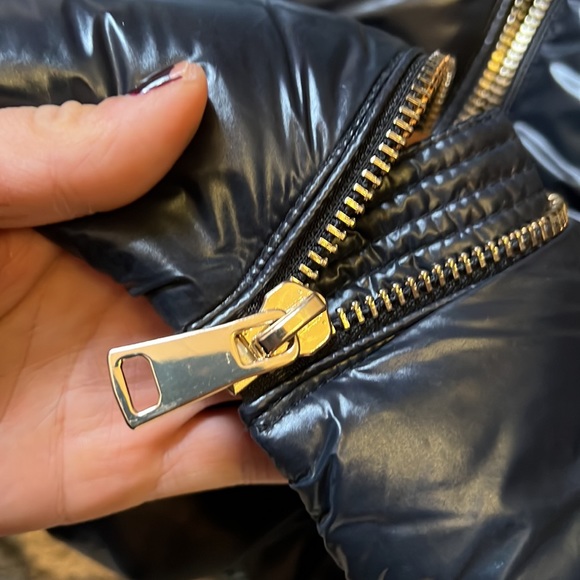 Puffer Jacket💙 - Picture 2 of 10